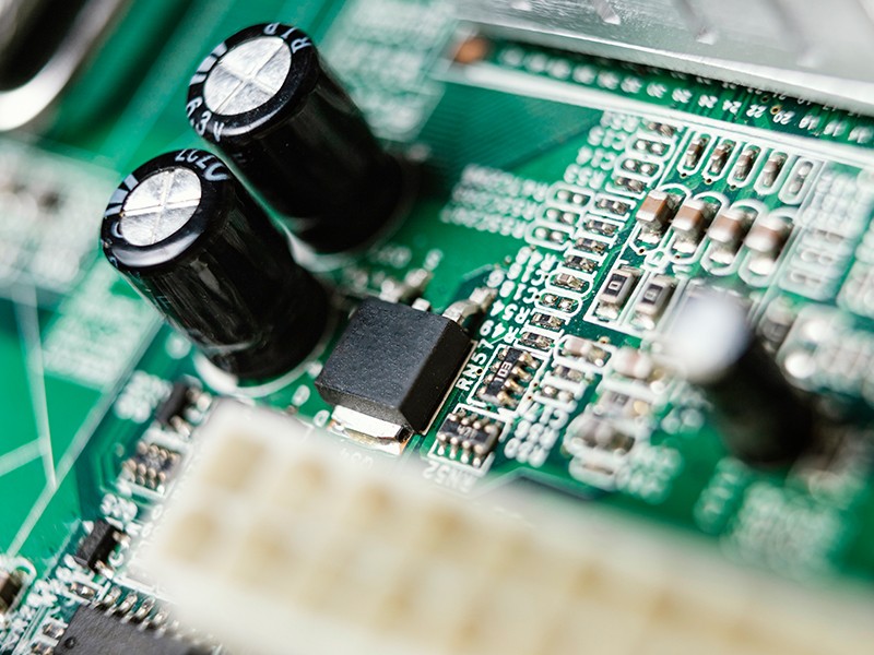 Semiconductor hardware components during the global supply chain crisis