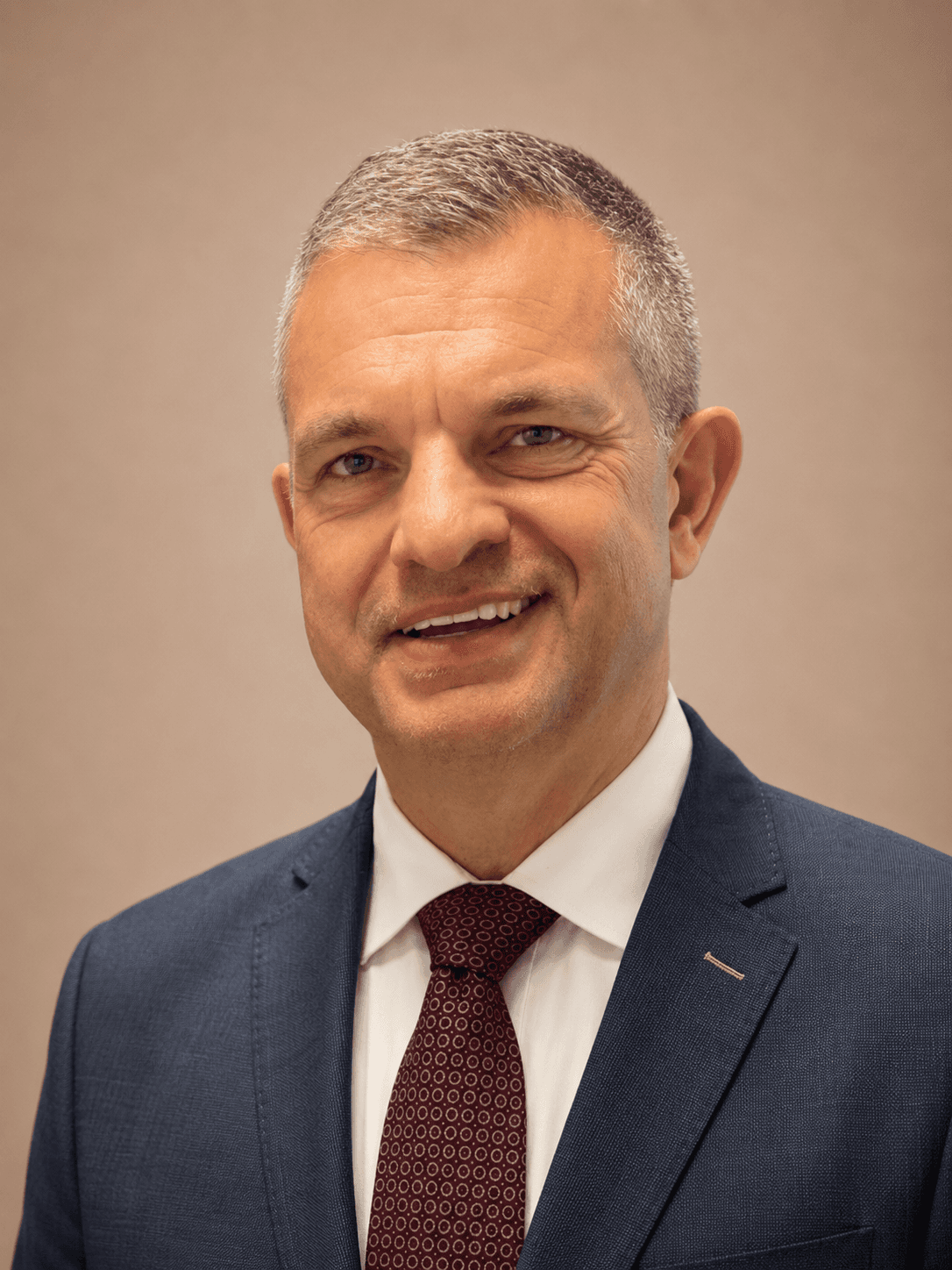 Headshot of Dennis Pousak immigration lawyer at Manifest Law