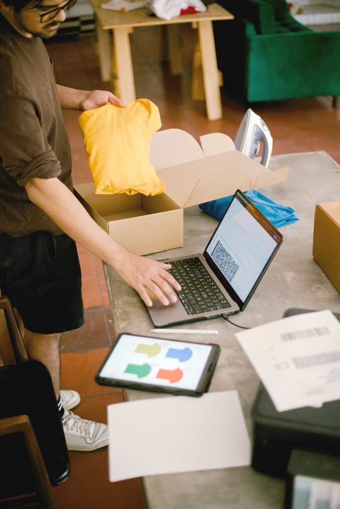 Custom hat printing Bendigo mockup with ‘Bendigo Bread’ branding from Bendigo Graphics print shop.