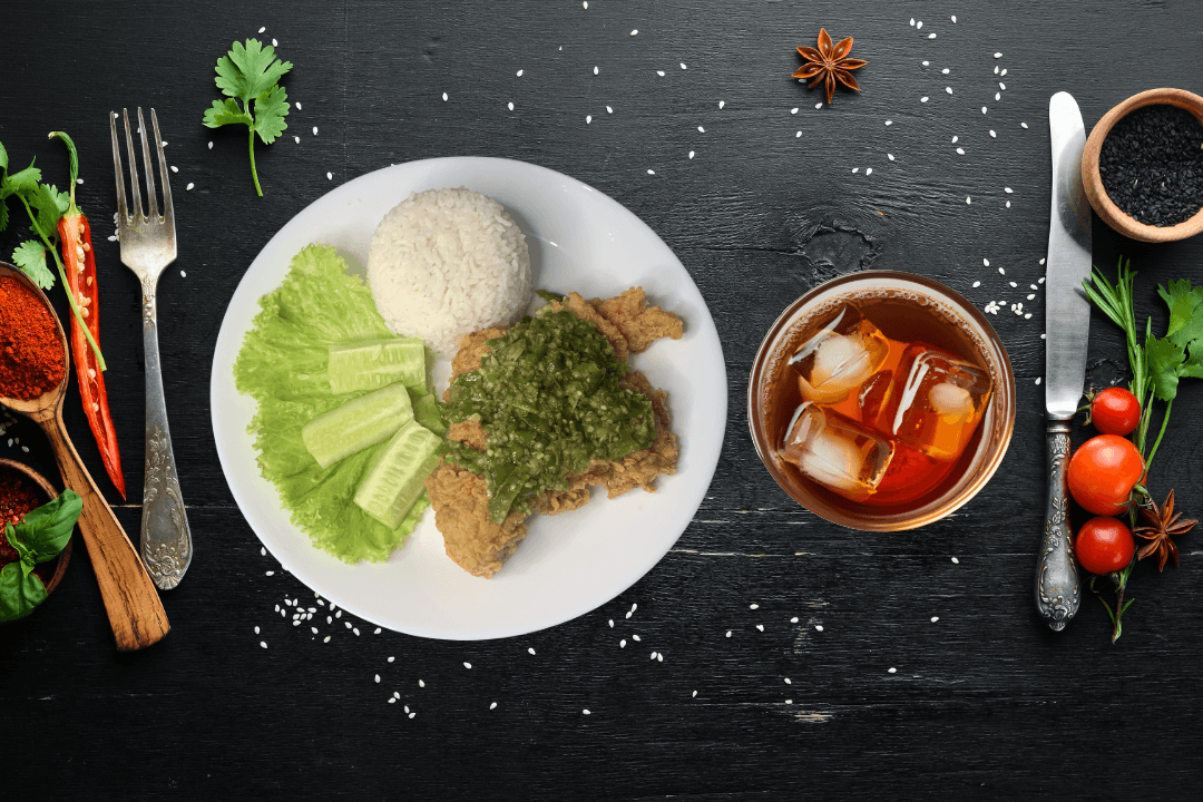 mantu served in a white plate