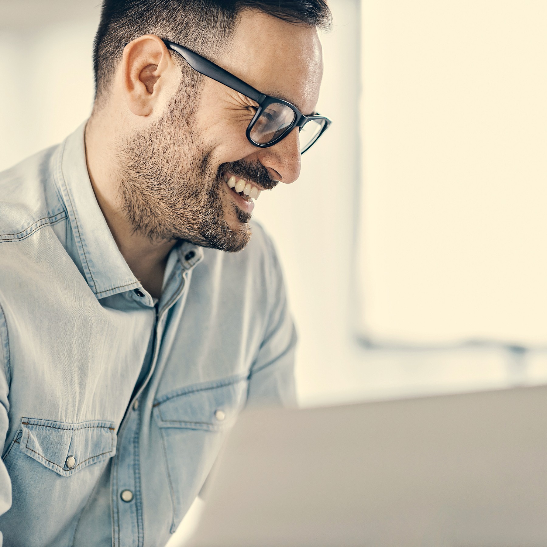 worker on laboratorium