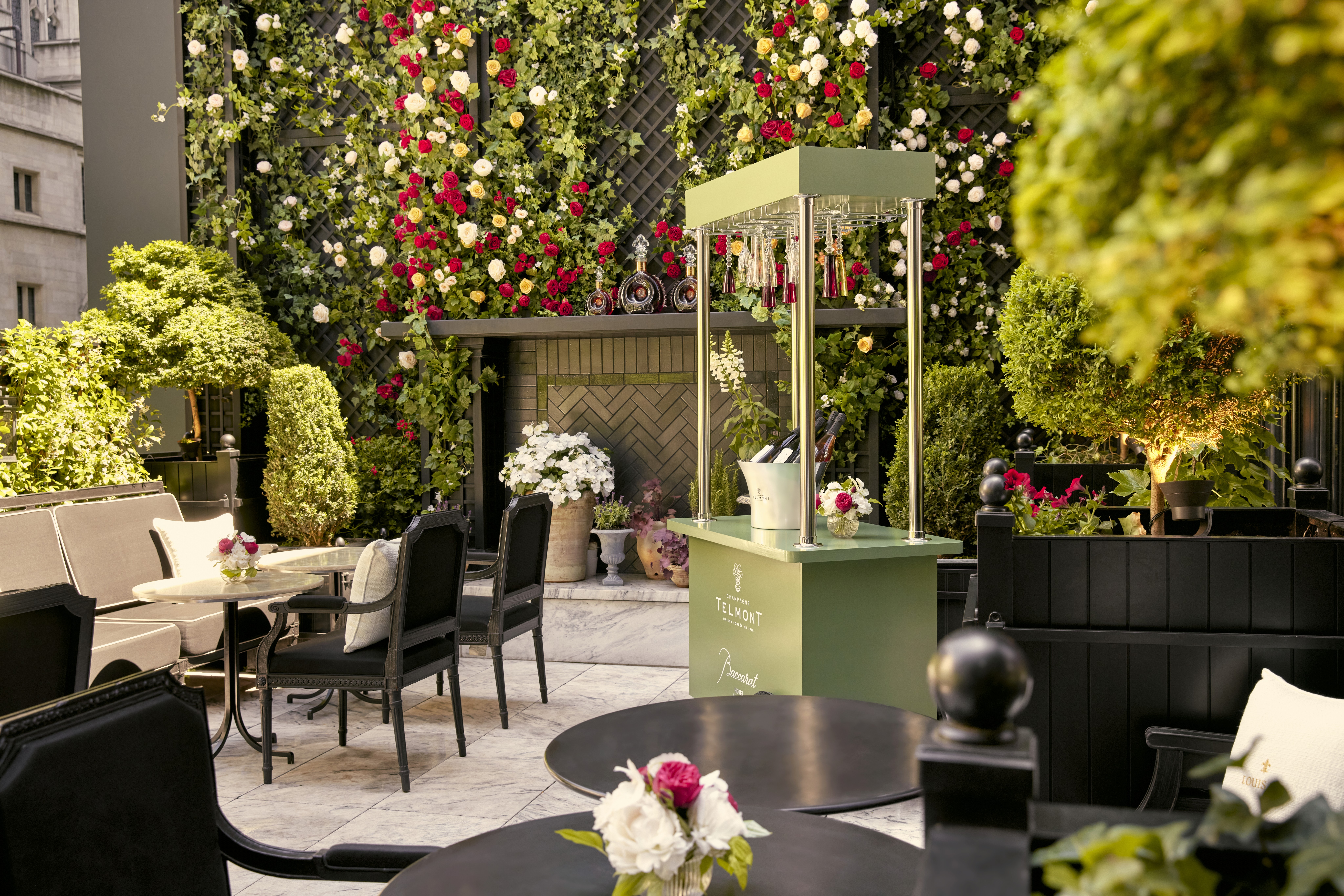 BLACKCARD DIGITAL - Baccarat Hotel New York inaugura terraço de