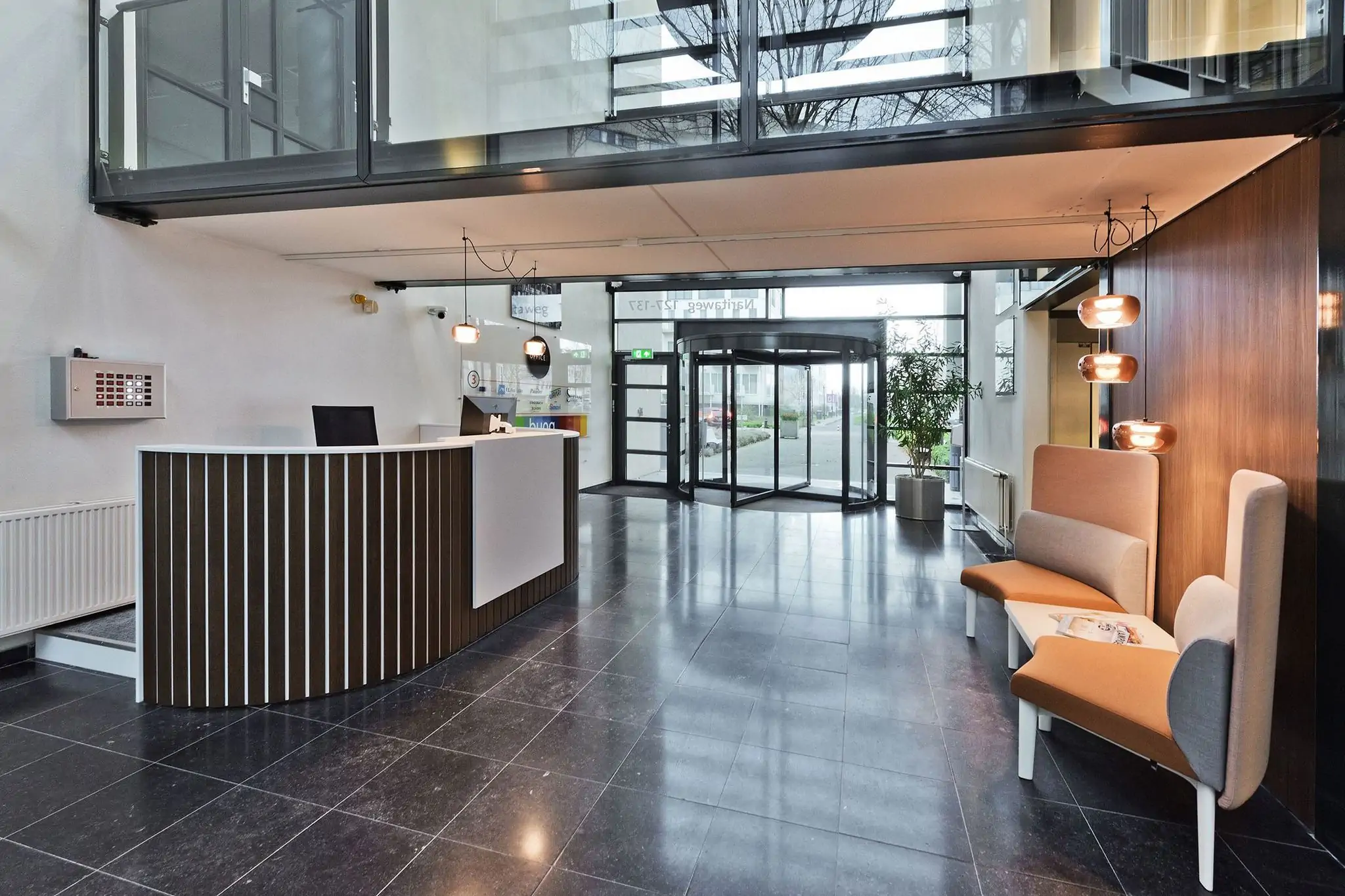 Nieuwe kantoorinrichting Bavinckhouse door Perla