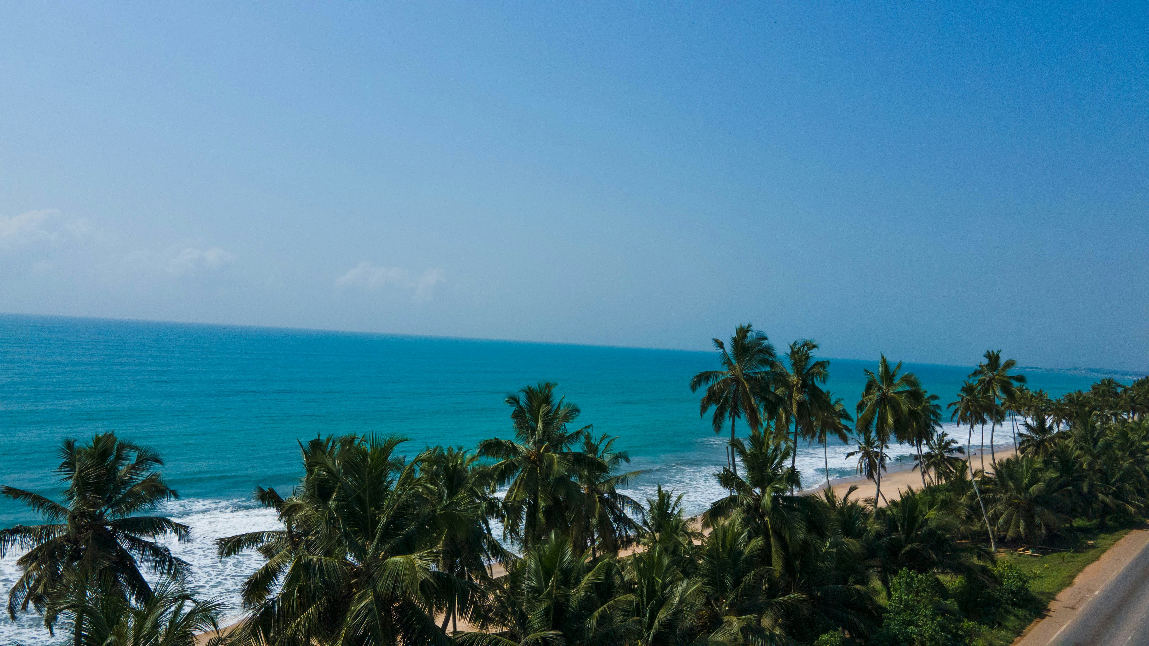 A scenic view of a lake in the mountains