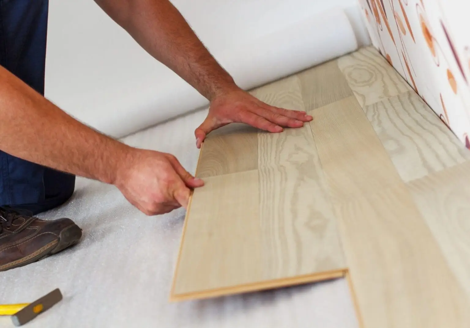 looring Construction