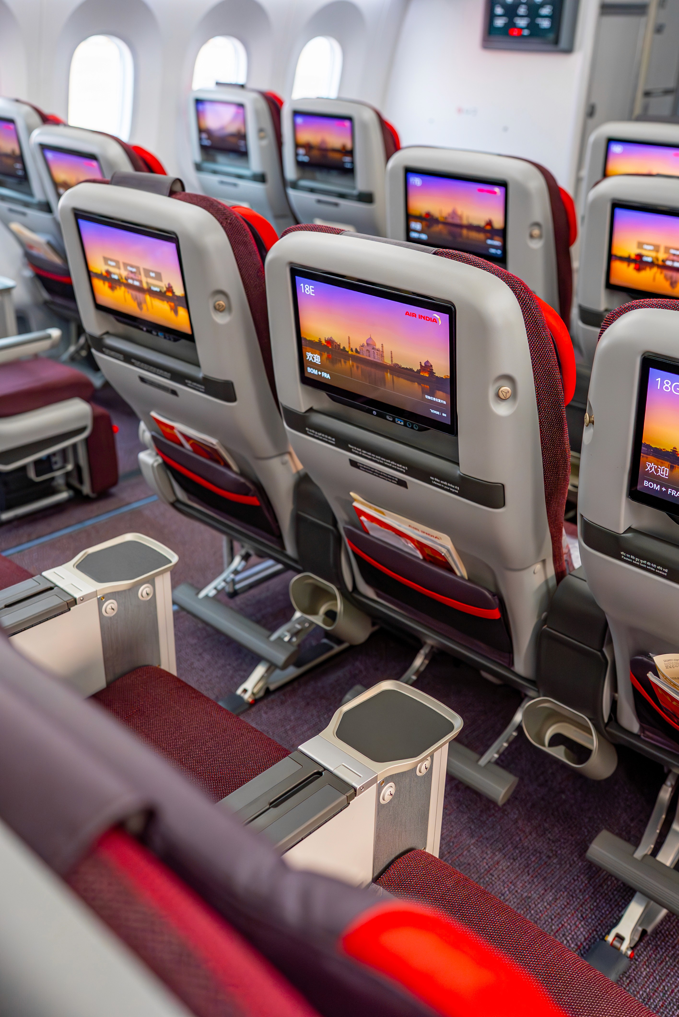 man wearing brown knit crew-neck sweater