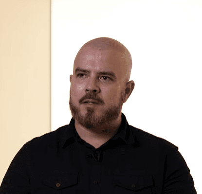 Diego Ferreira, Diretor Comercial da E-mart Car, cliente da V4 Company