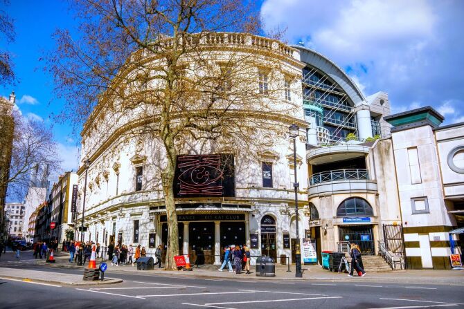 14. Cabaret Night at the Kit Kat Club