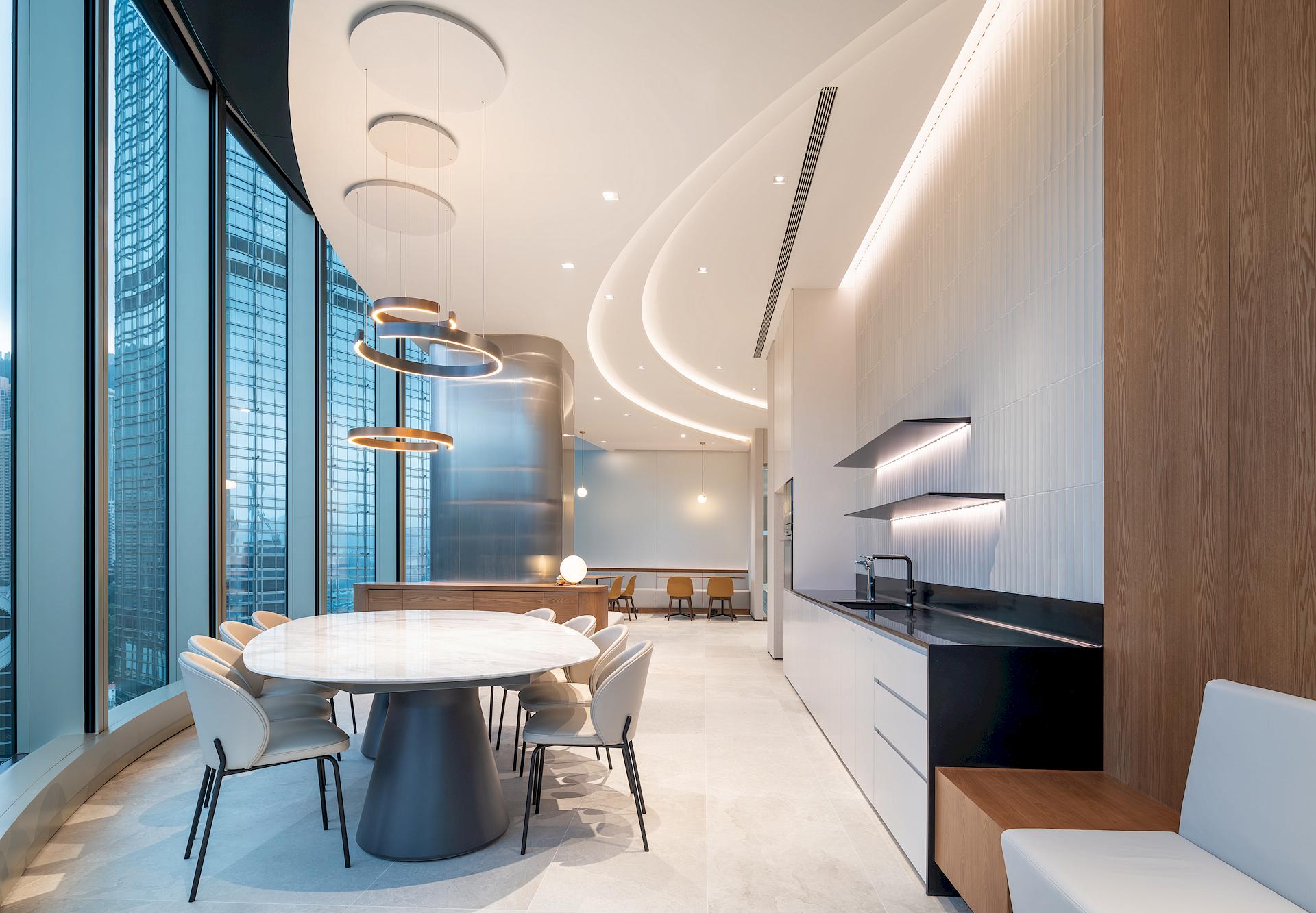 Technology in Modern Construction Projects