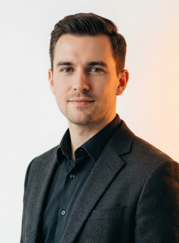 Portrait of Daniel Wong