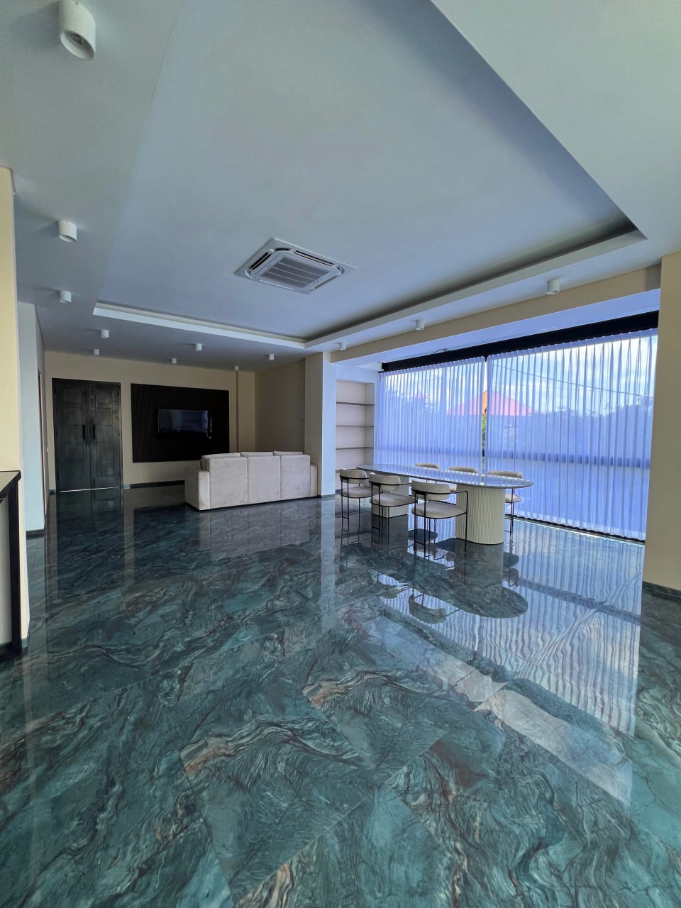 3-bedroom hilltop villa with panoramic ocean views in Jimbaran, Bukit