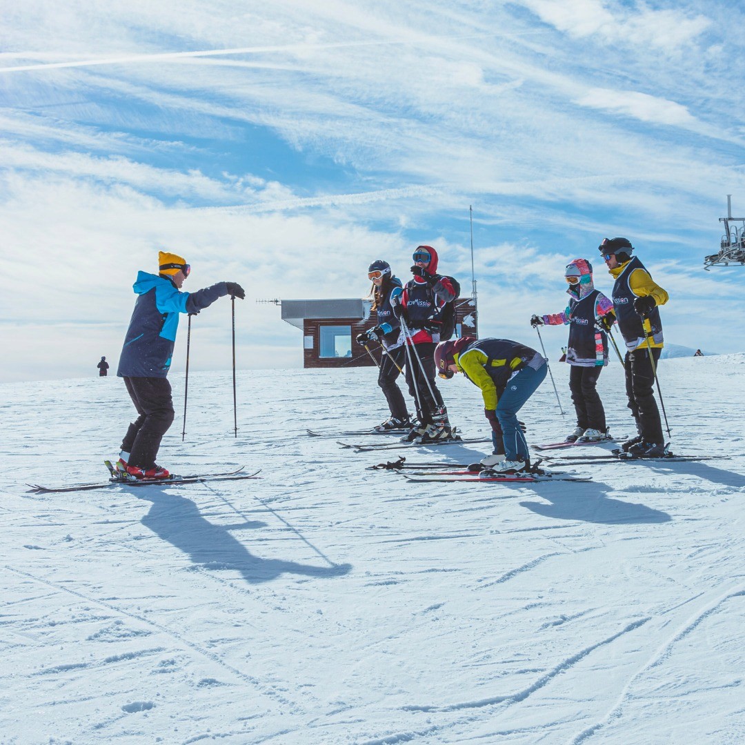 curs instructori acreditat snowboard si ski