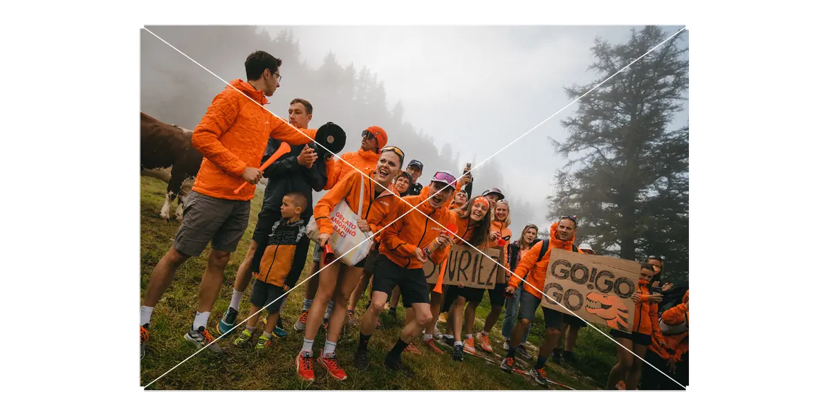 Équipe Outdoor Perspectives sur le terrain lors d’un événement trail running Merrell.
