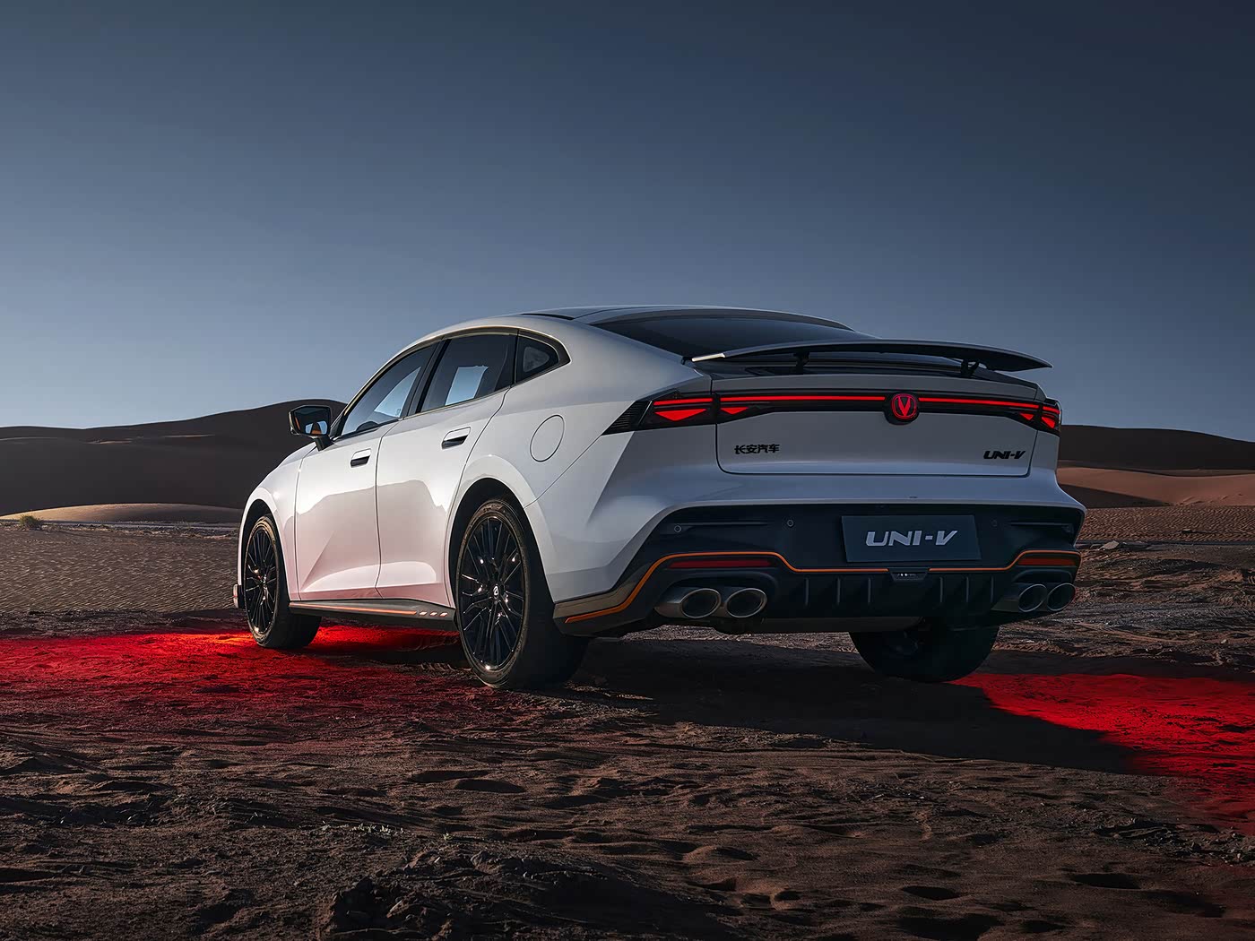 Changan UNI-V 2025 1.5T 500Bar Black Warrior Edition