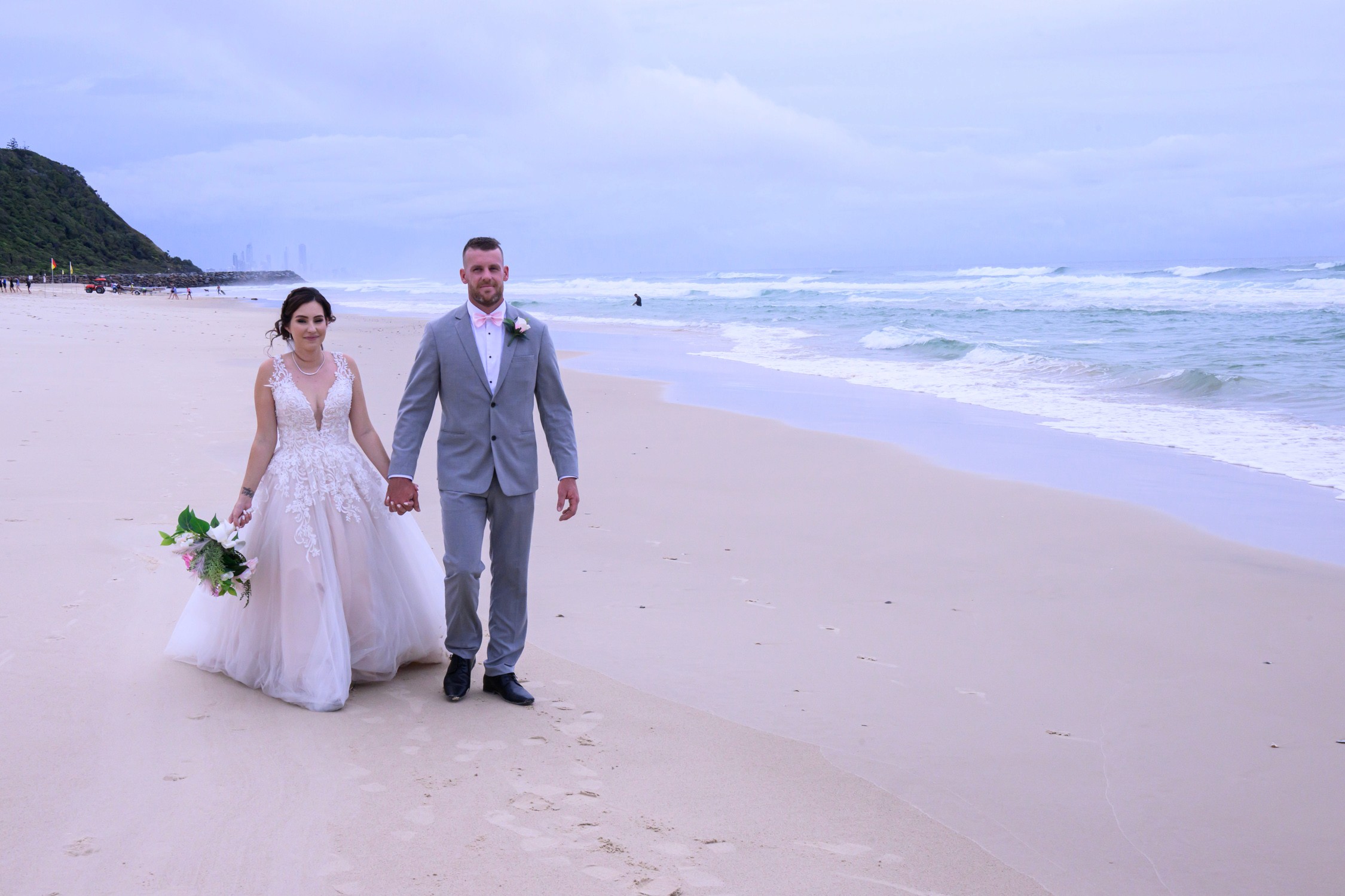 Elope to the Gold Coast — wedding