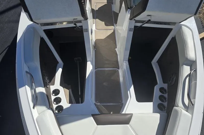 Boat thumbnail 11