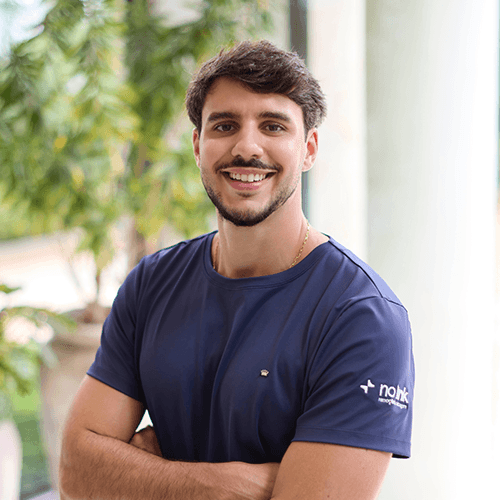Dr. Rodrigo Quinet Guimarães, médico especialista em remoção de tatuagem a laser na clínica NO INK