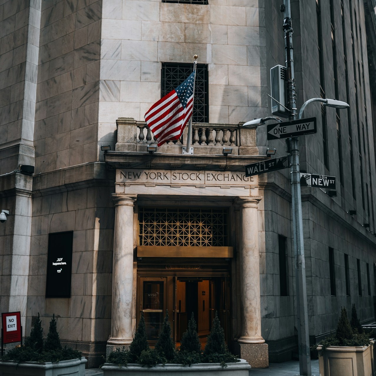 Solution - Banking & Financial Services