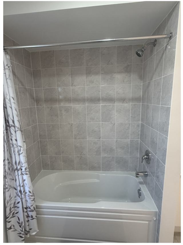 Tub Surround Retile — after