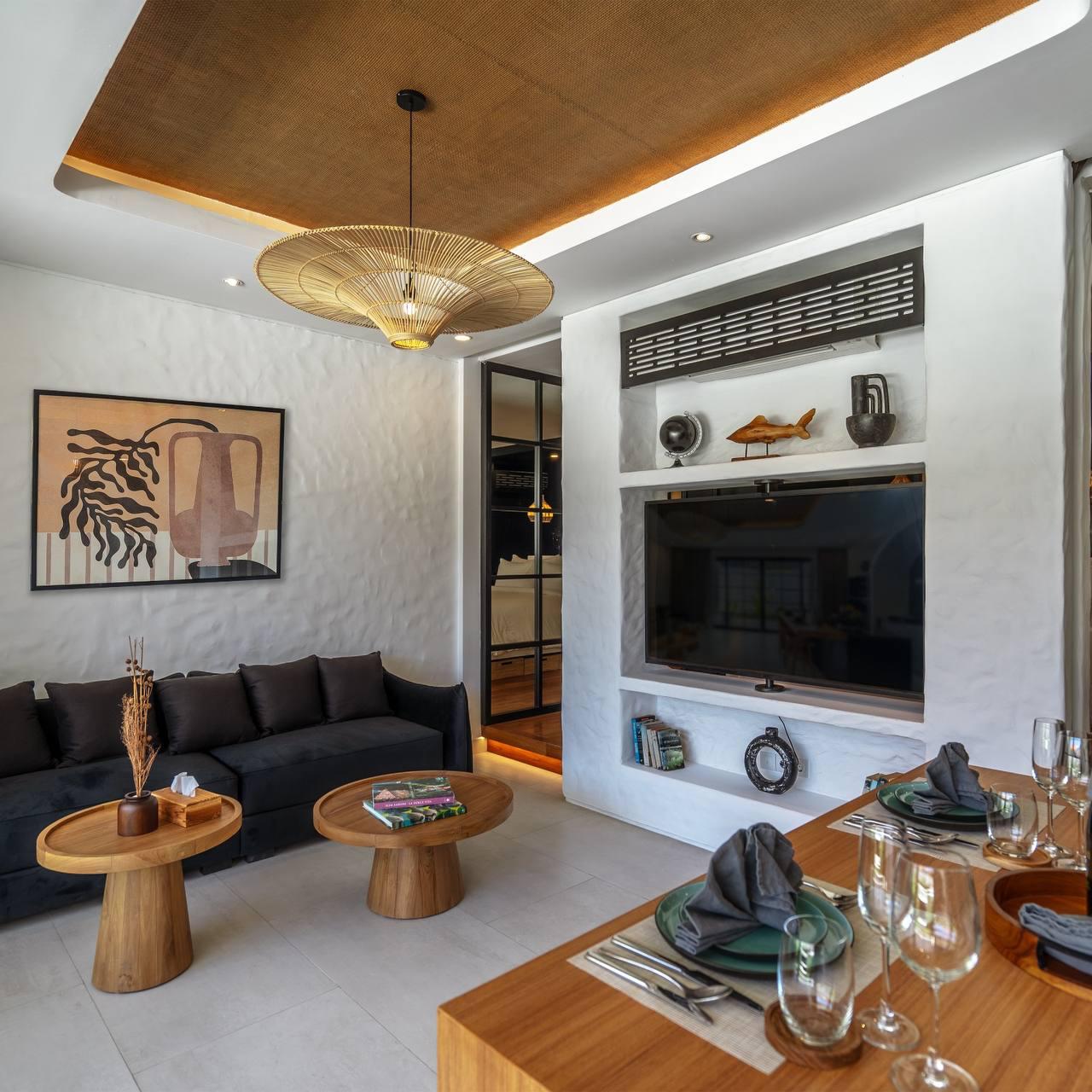 1-bedroom apartment on the 2nd floor with views, located within walking distance to the ocean in Canggu