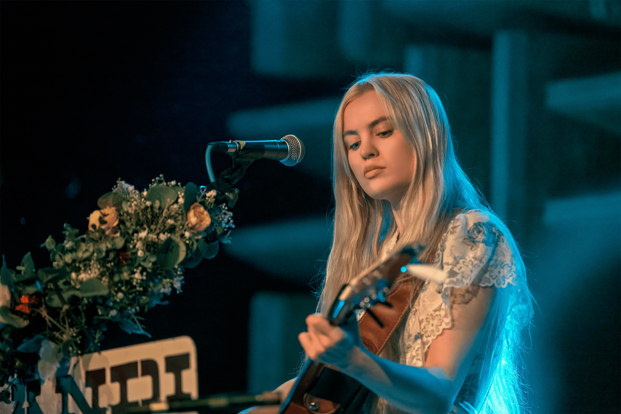 Zandi Holup Opens for Willow Avalon at the Hi-Fi in Indianapolis