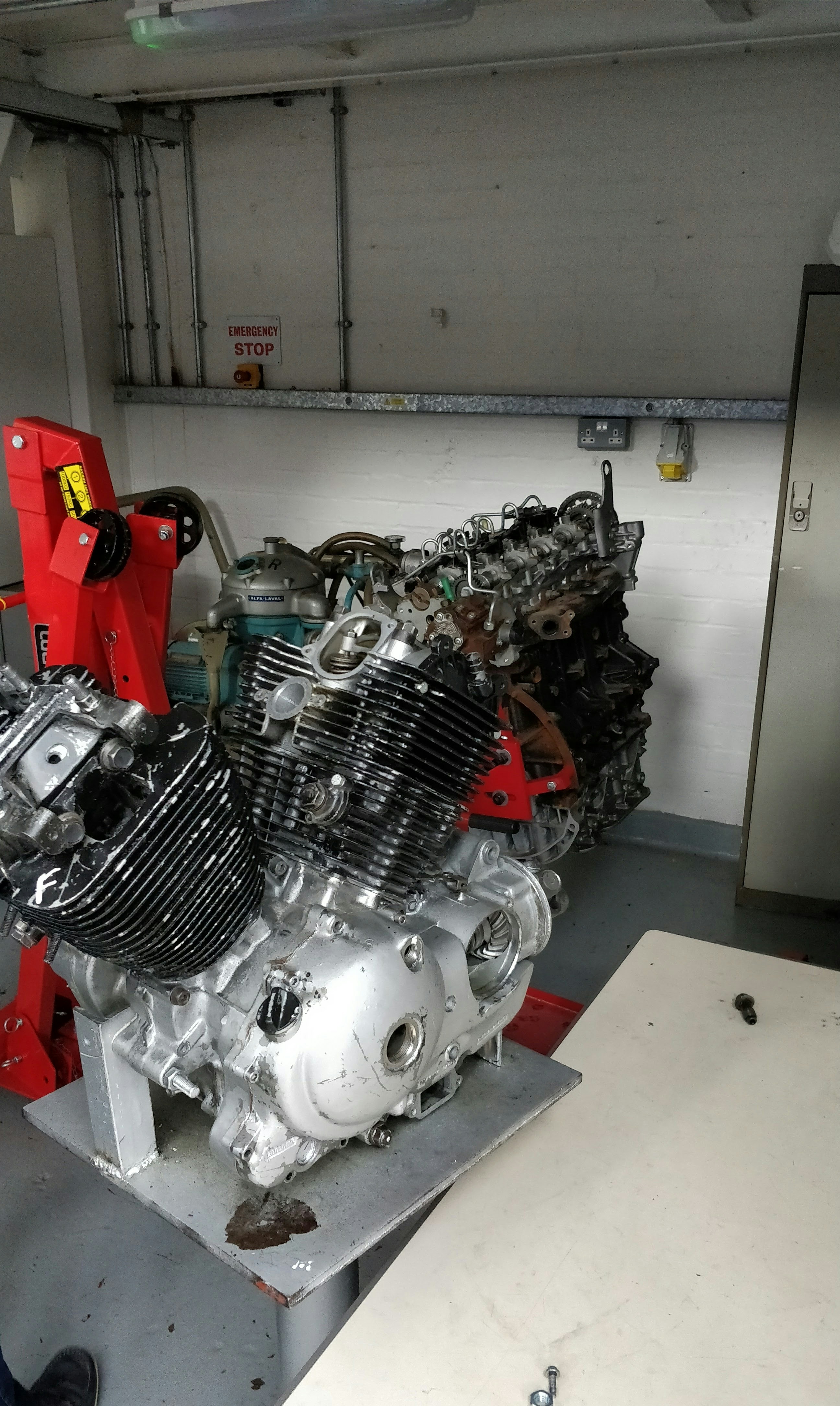 A large engine sitting on top of a table