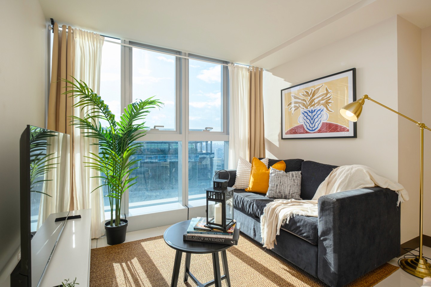 Rise Up Property - Sunbeams at BGC - Uptown Parksuite 48D-10