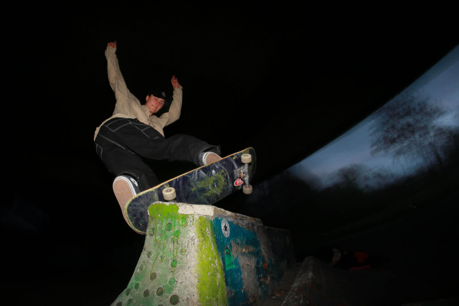 skateboard grind wide-angle lens