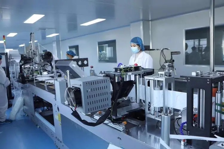 Laboratory assistant