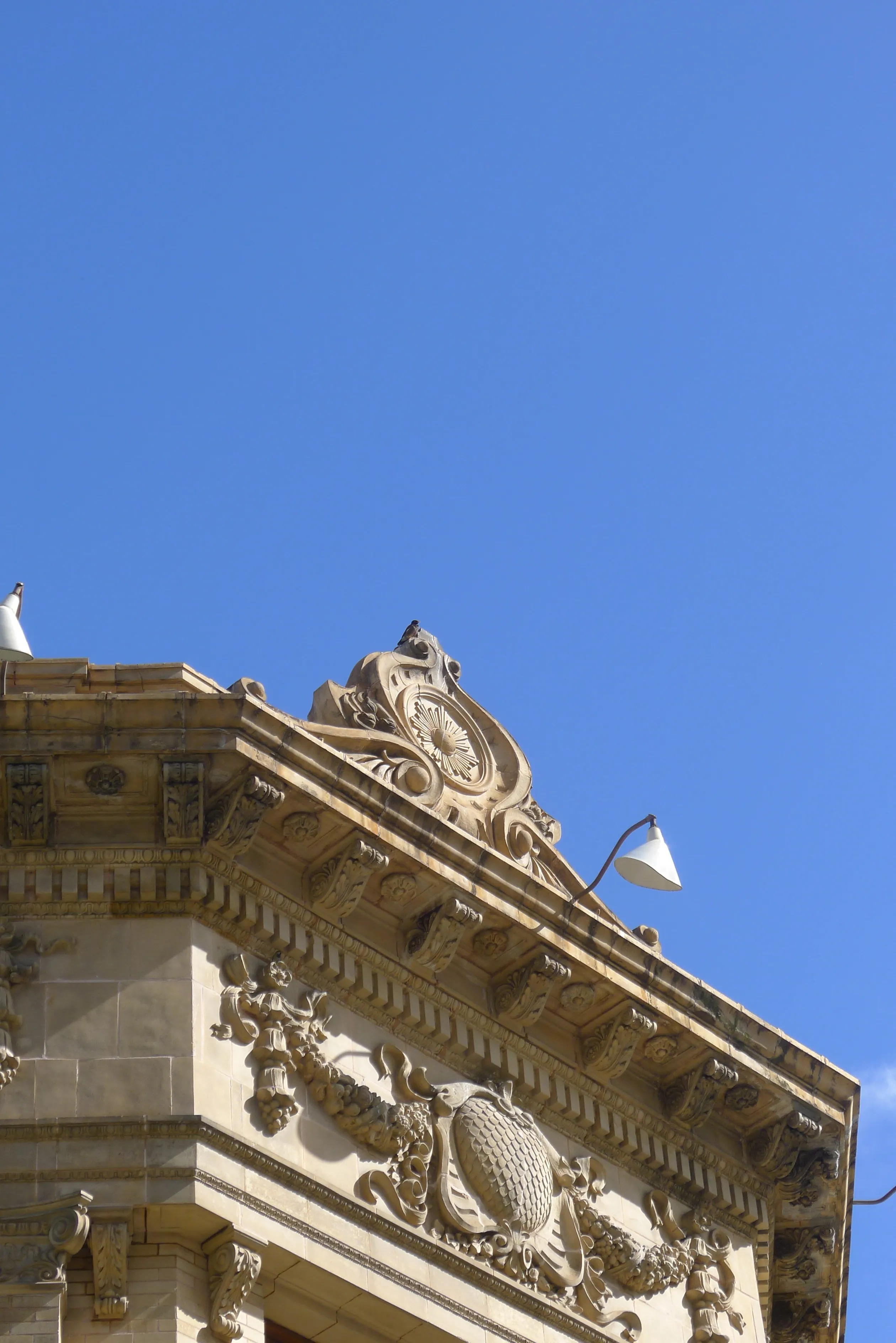 a picture of a building in chinatown