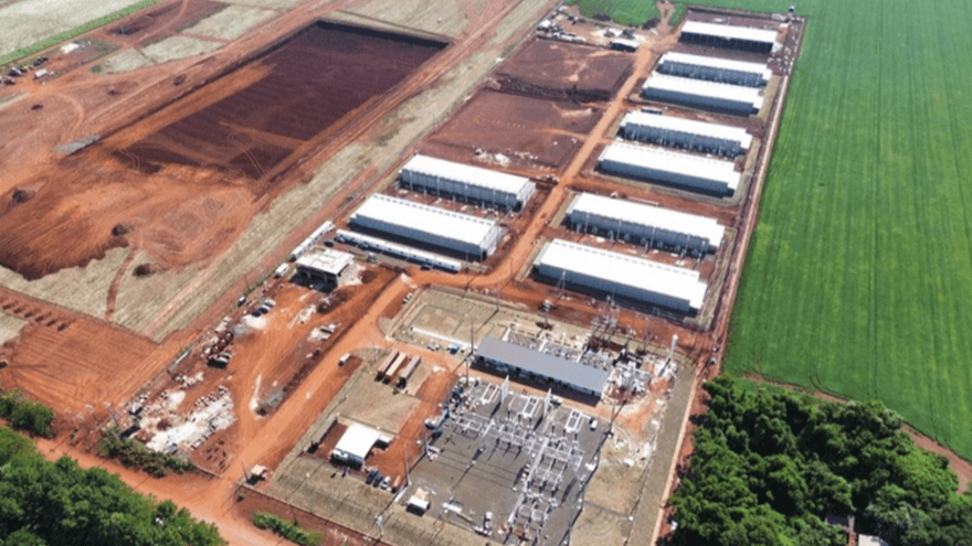 green and black computer motherboard