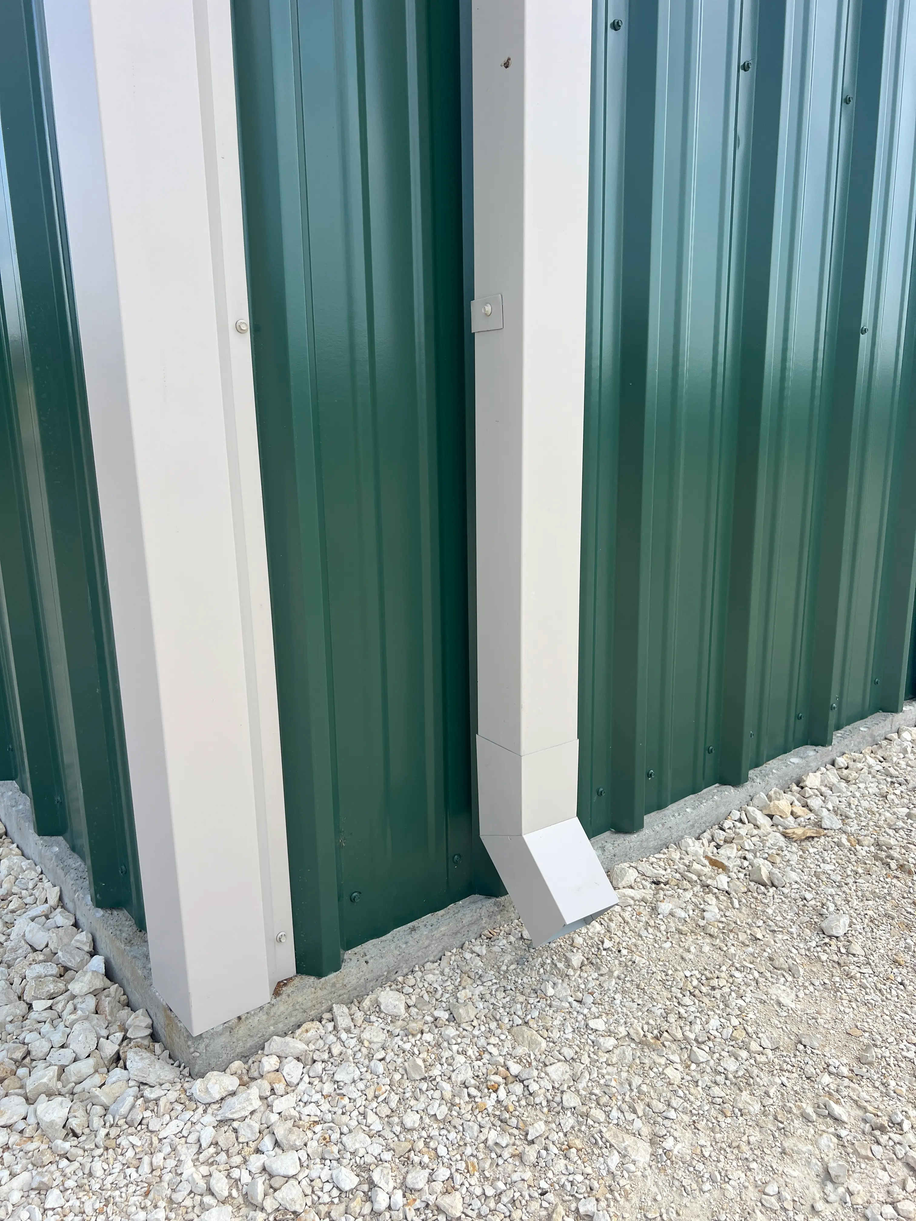 Two Tier Ag Barn: Gutters Gatesville, Texas Perks Metal Works
