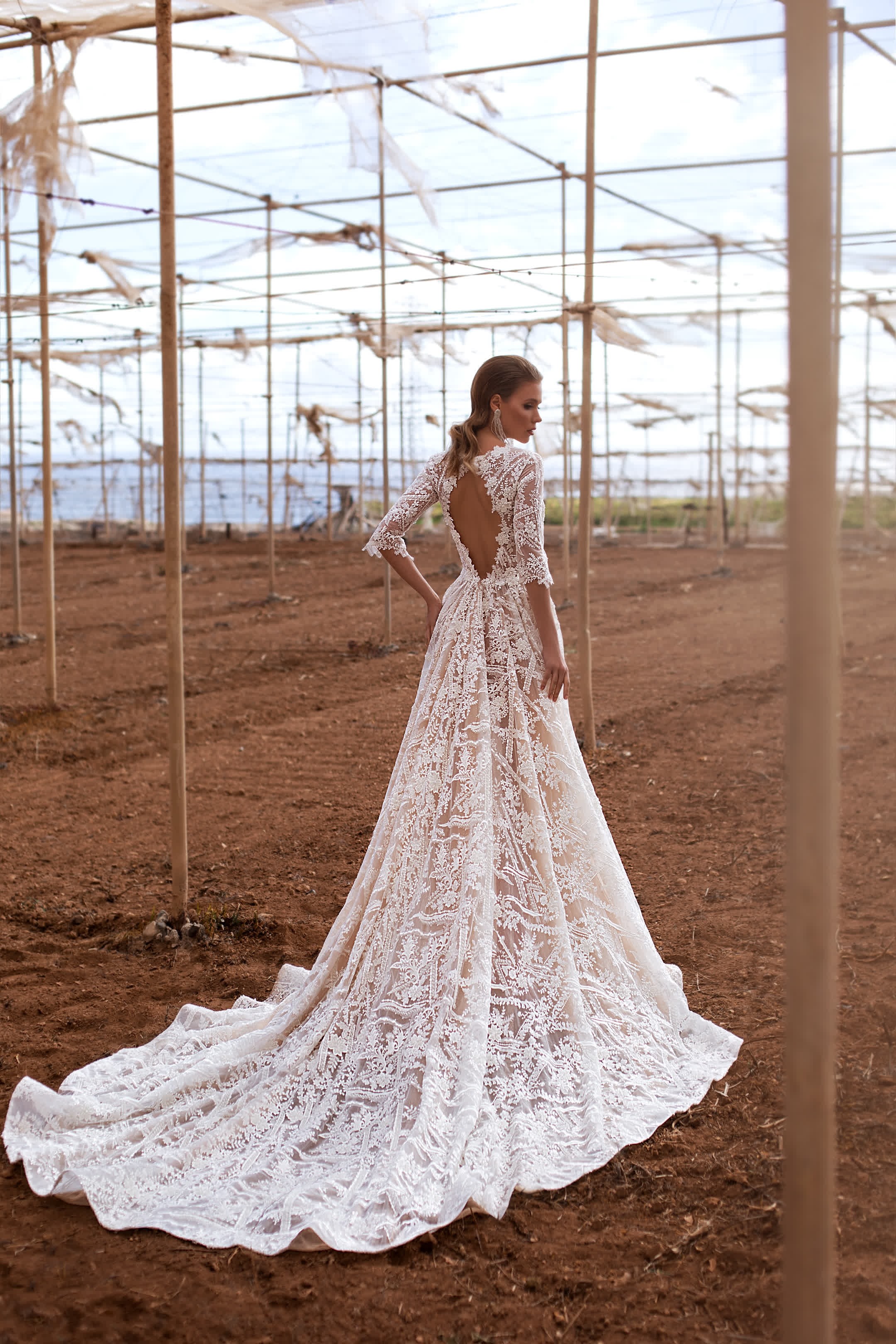 Spitzenkleid für die Hochzeit