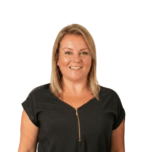 Woman smiling and posing to the camera.