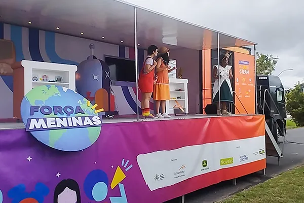 Estação 'Mude o Mundo LAB'.