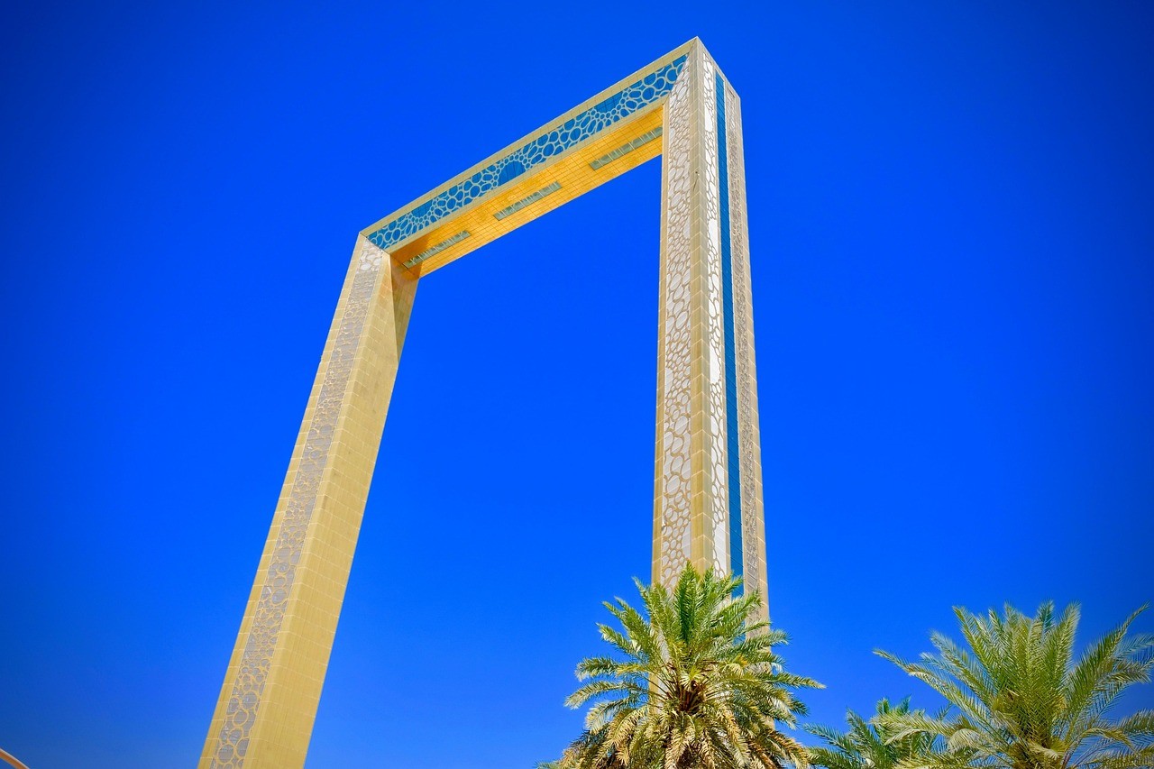 The view of the Dubai Frame from Zabeel Park.&nbsp;
