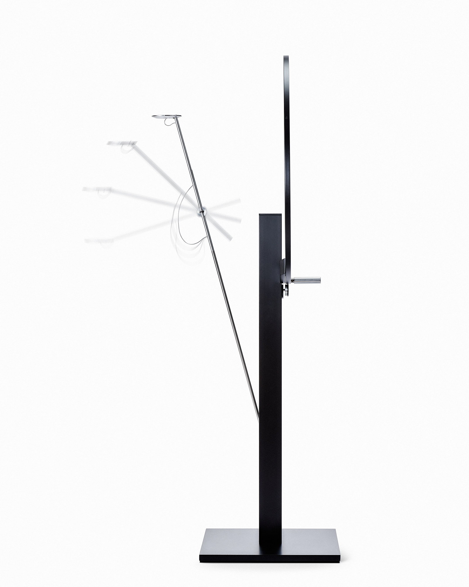 Overviewe illustration showing how the lamp head can be adjusted for height and position