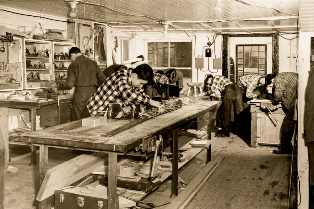 Students arriving for class