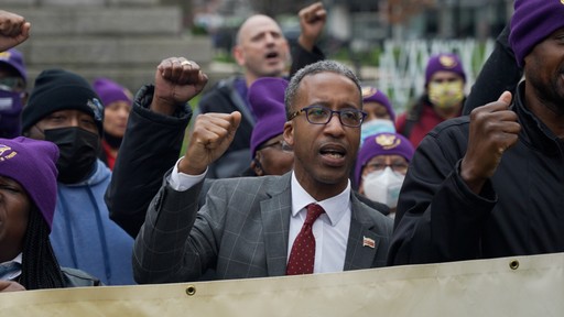D.C. Mayoral candidate Kenyan McDuffie at a union rally.