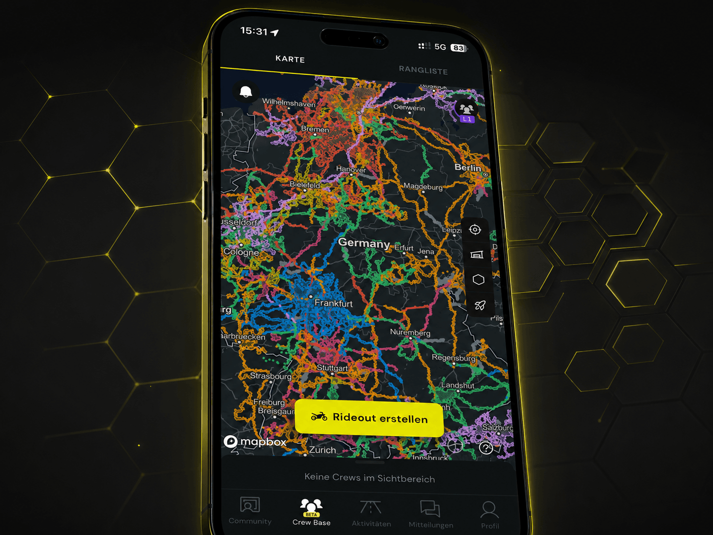 Yomoko Territory Rides Karte mit zahlreichen farbig markierten Gebieten und Motorradrouten in Deutschland auf einem Smartphone.