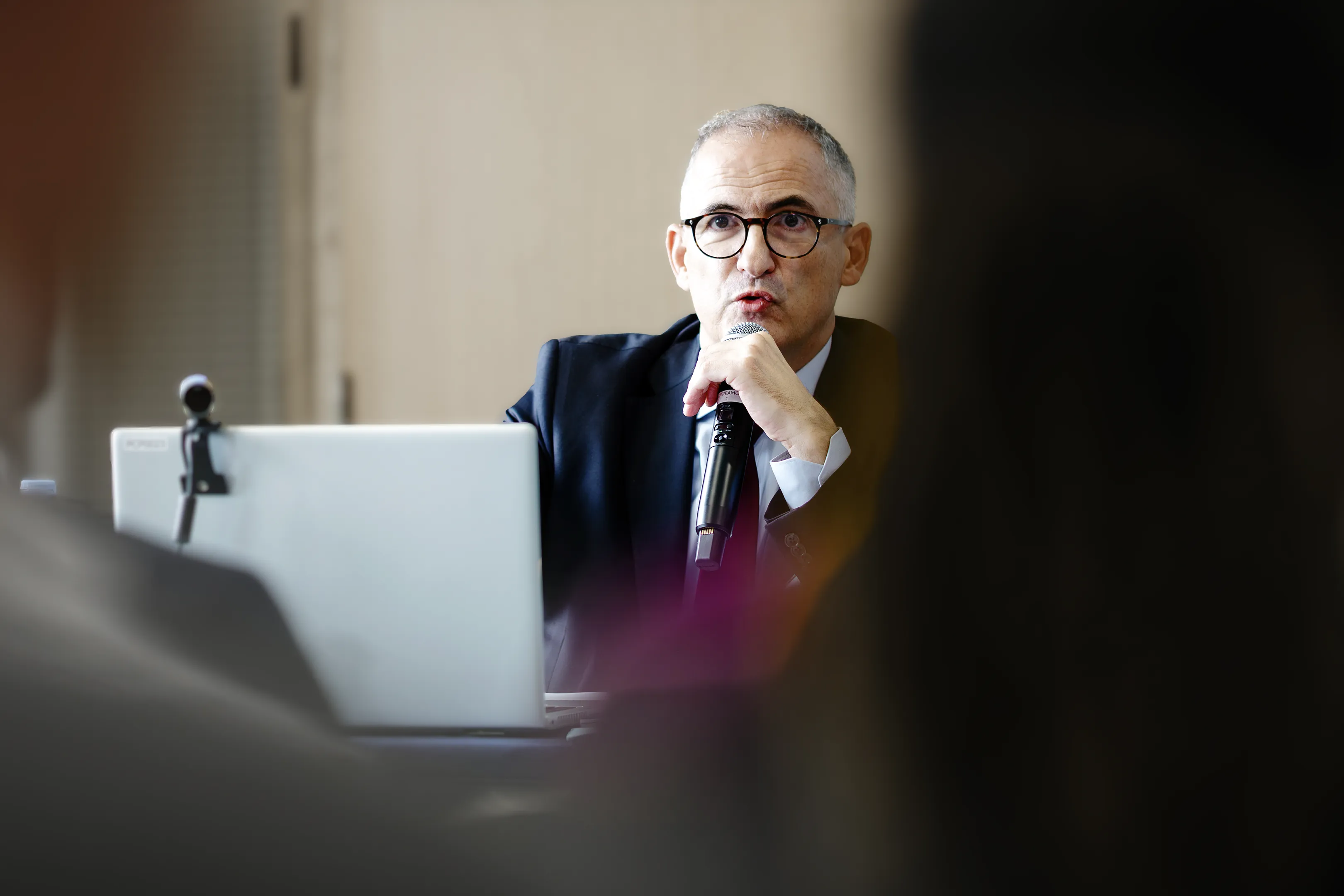Captation de moment montrant le charisme de l'intervenant