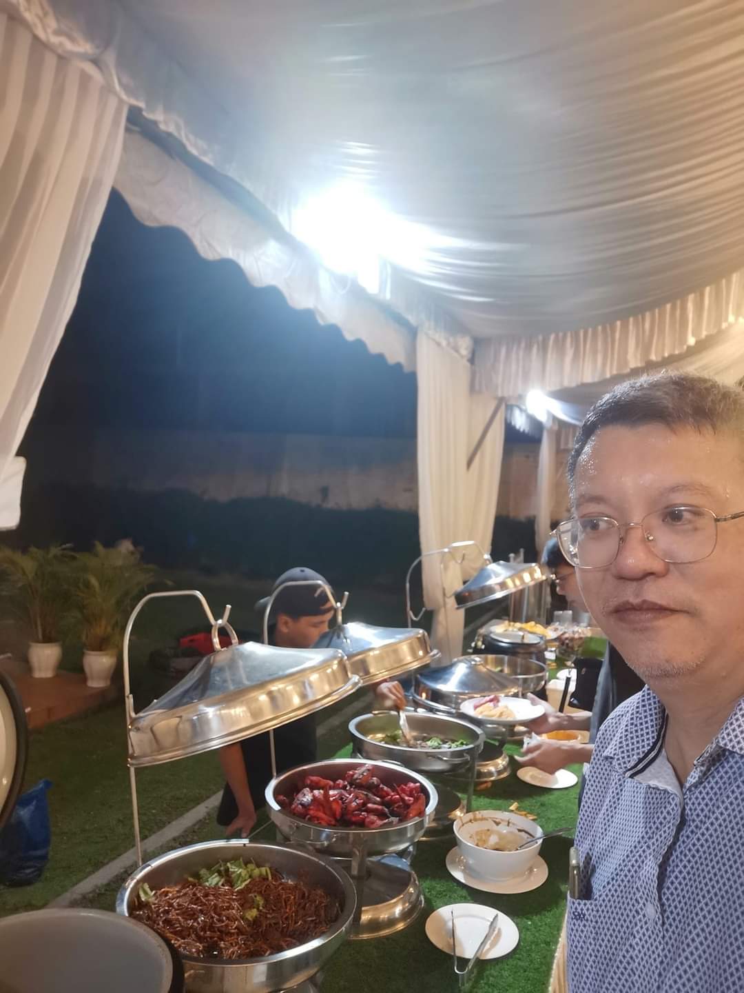 Autofill staff and partners dining together at the Annual Dinner 2023, celebrating industrial partnership.