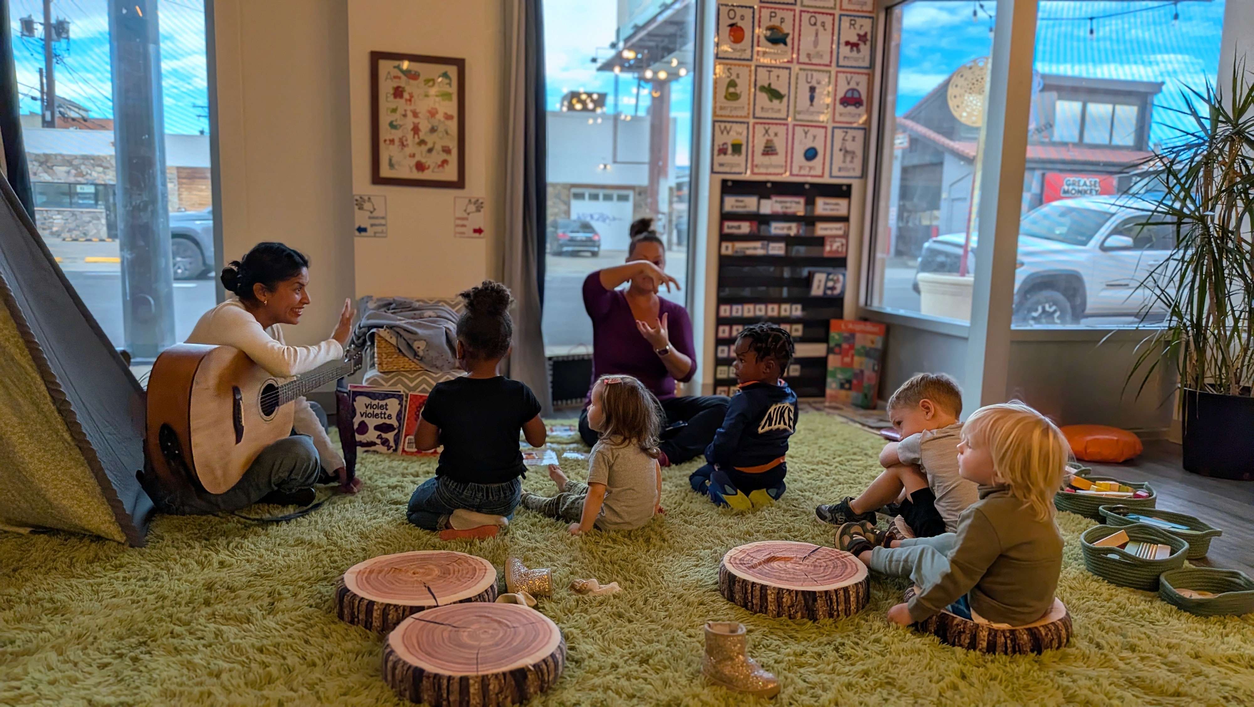 children-playing-birthday-game