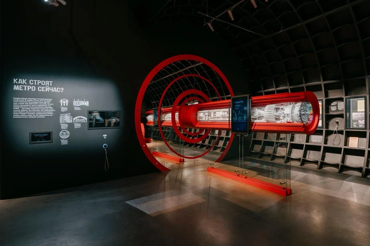 Moscow Transport Museum tunnel boring machine model - interactive exhibit