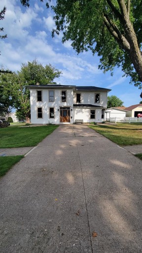 Photo 3 of 408 S Adams Street, Lancaster