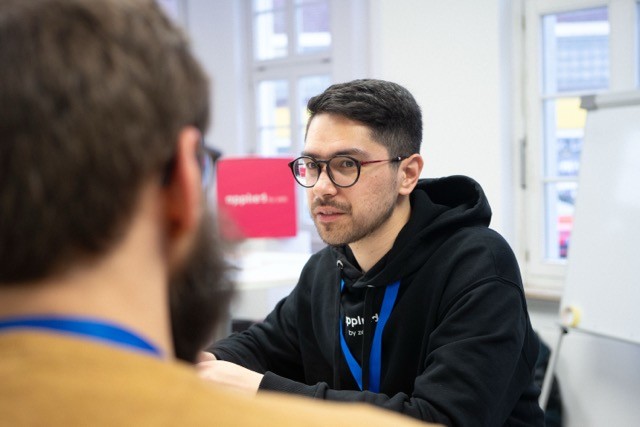 Gespräch zwei Personen