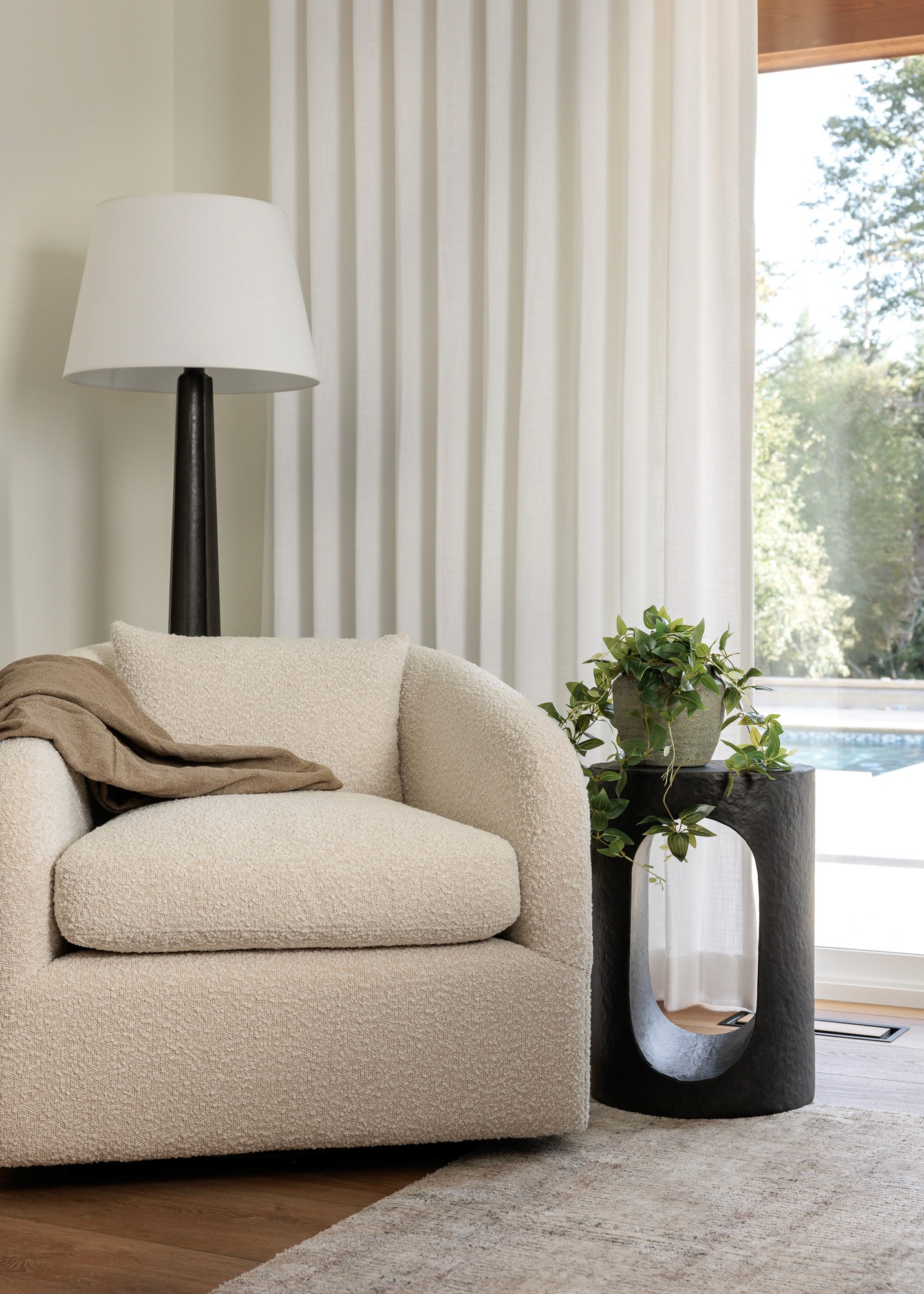 We’re so excited to share details from The Ravensdale House: Office — one of our favorite interior design + remodeling projects in Ravensdale, Washington. 