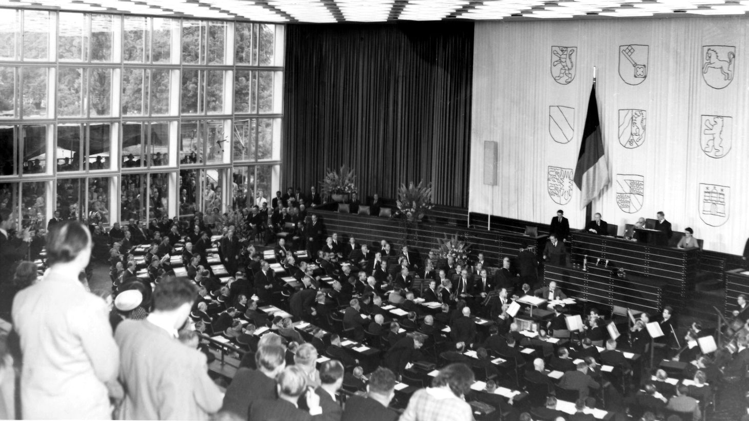 „Wenn technische Regeln das tägliche Leben betreffen, müssen auch diejenigen gehört werden, die sie tagtäglich nutzen.“ Bundestagsdebatte zur Verbrauchervertretung, 1974