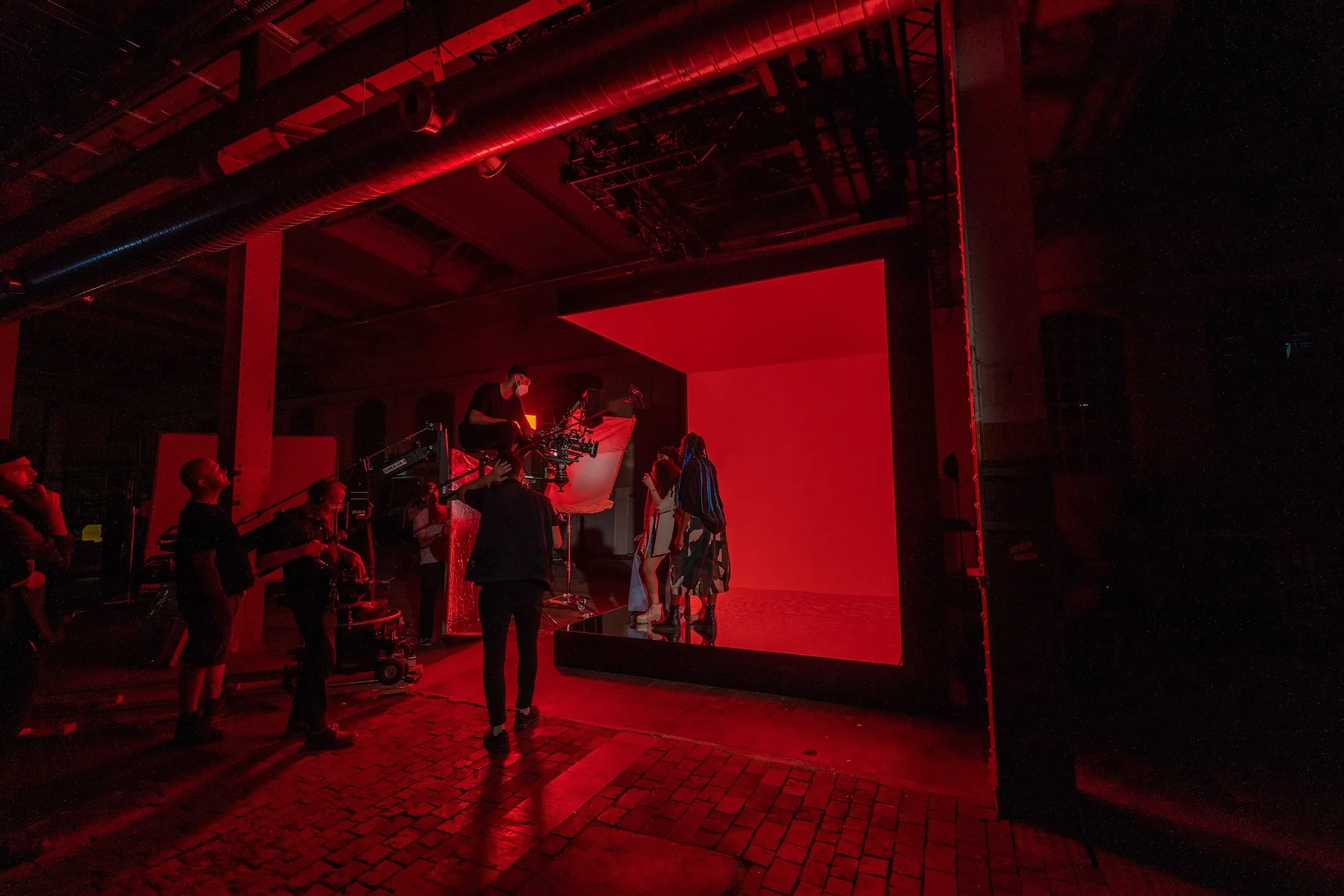 Behind the scenes blue Launch Shooting