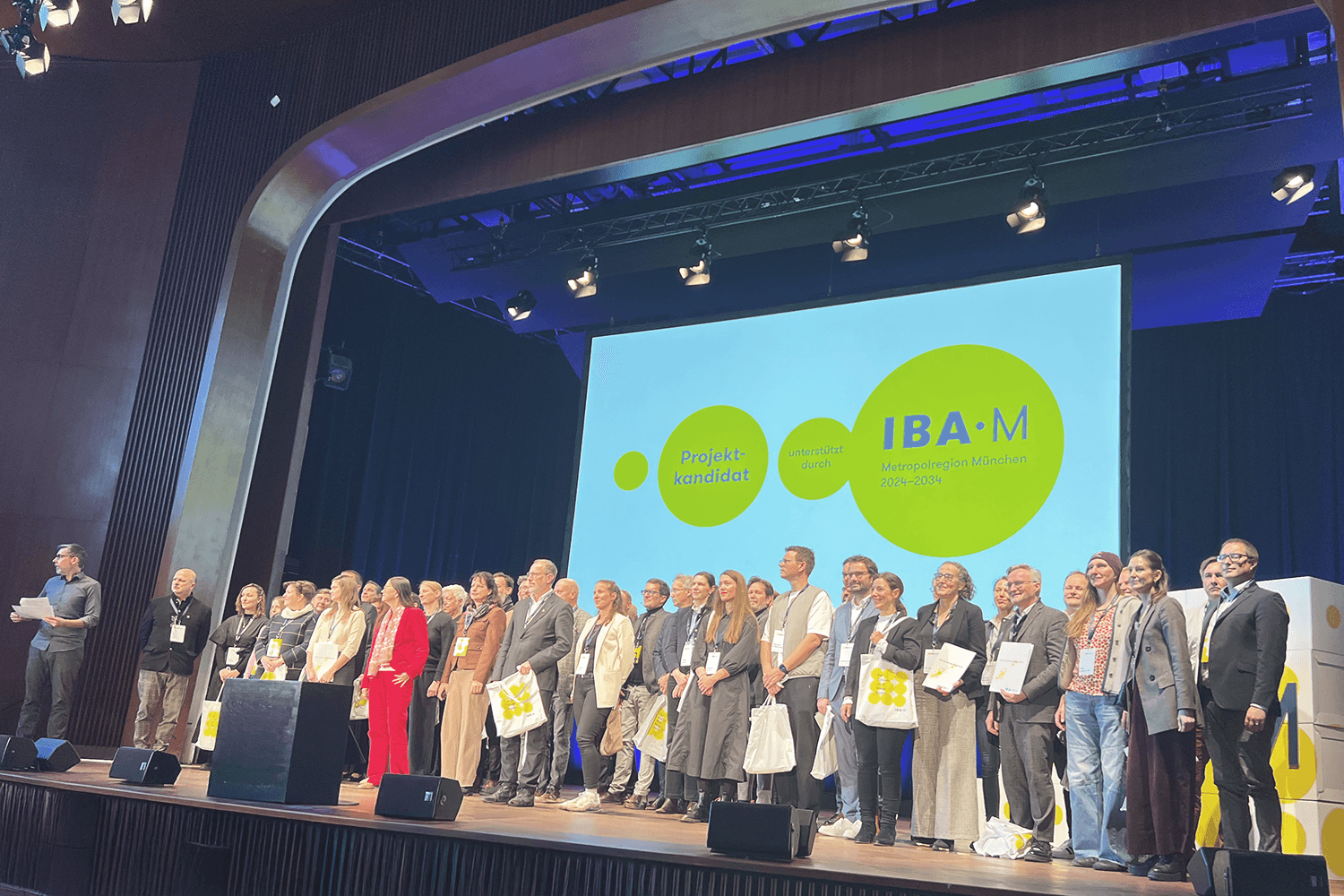 Präsentation der 16 Projektkandidat:innen
